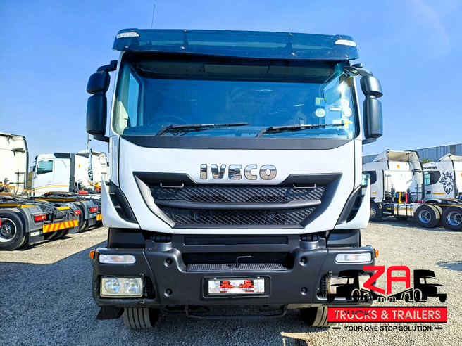 2020 IVECO TRAKKER 440 10 CUBE TIPPER #11368